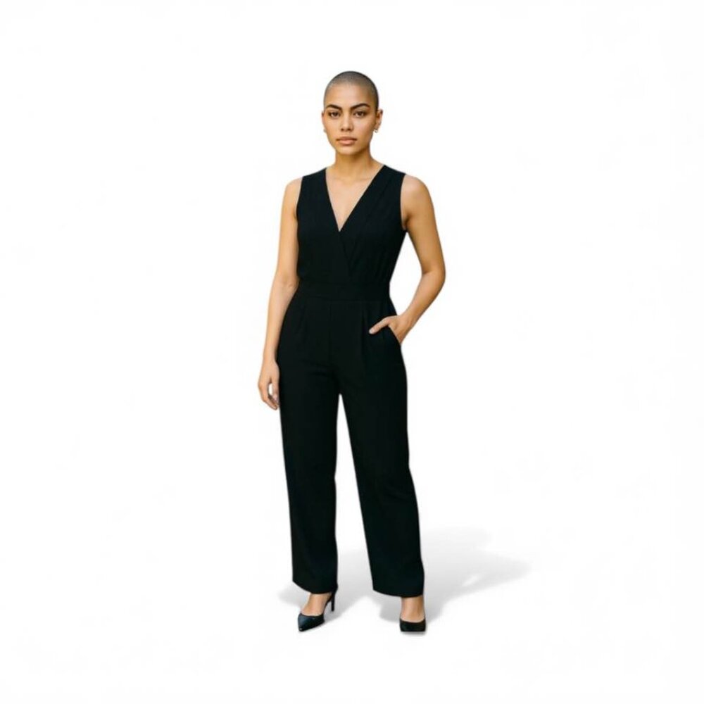 NWT Black Sleeveless V Neck Jumpsuit. SZ XS. Slinky Sexy‎ Cocktail Party. Vacay